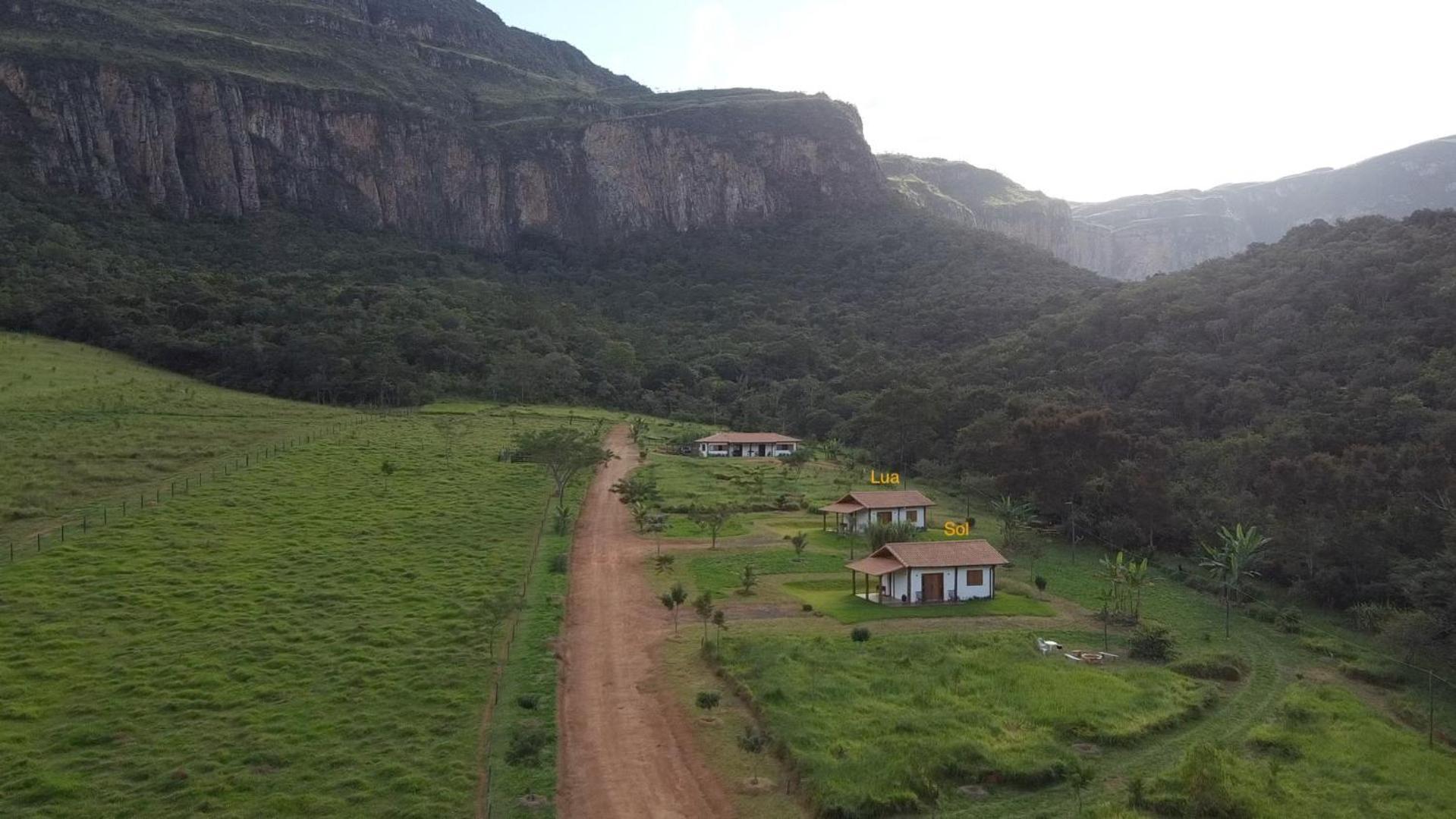 Chale Vale das Cachoeiras Capitólio Quarto foto